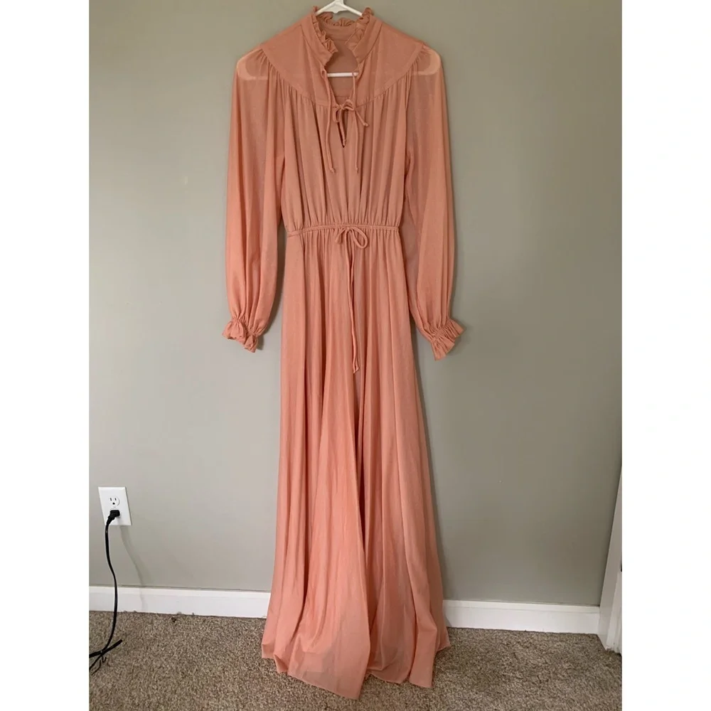 70s Vintage Peach Peasant Maxi Dress - Picture 10 of 15